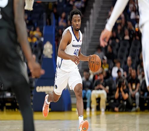 惨败中为数不多的亮点，勇士可以考虑签下这位能力全面的落选秀