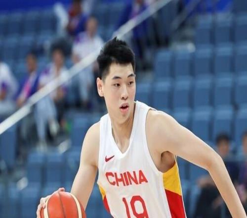 广东宏远VS山西男篮！崔永熙喜迎首秀，胡明轩缺席，杜锋志在复仇