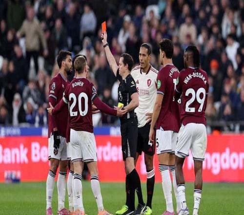 英超官方解释帕奎塔染红：两张黄牌都是因为对判罚表示不满