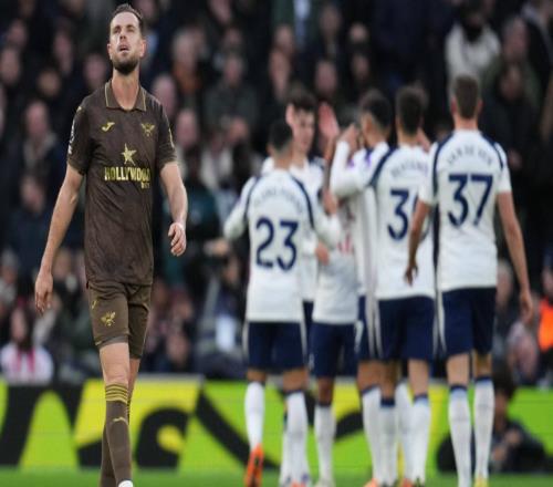 英超劲旅完胜：终结5场不胜，积分追平曼联，距离欧冠区3分