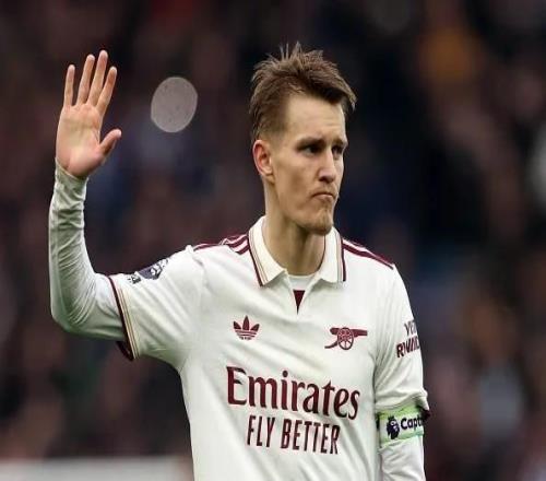 基翁：很多人说厄德高不应该回到首发，但他在中场掌控了局面