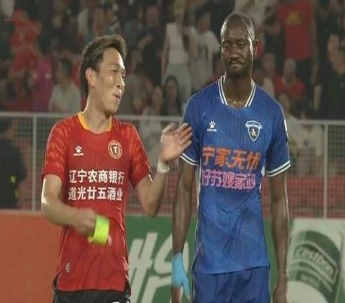 邦本给球队施压，高价没必要留辽宁铁人引援受阻李金羽发挥人脉