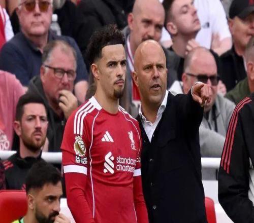 利记球员被迫选边柯蒂斯挺斯洛特