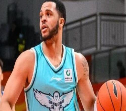 韦瑟斯庞56+6+6本季最高！青岛轻取同曦3连胜郭昊文18+9失误