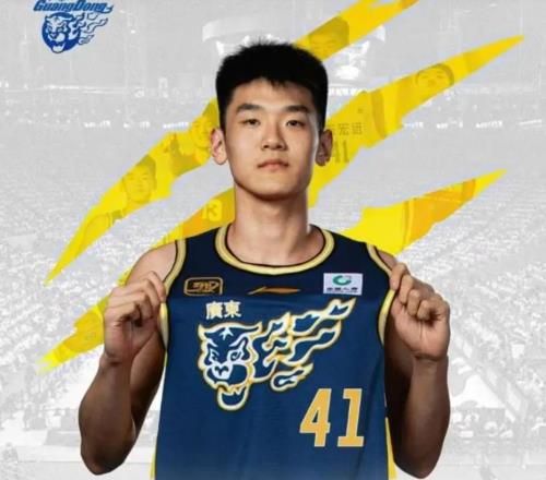 广东队2小将稳定发挥，王洪泽成任骏飞接班人，杜锋未来10年稳了