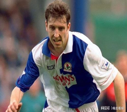 红线！英超想要夺冠，利物浦不能再输，曼联和曼城，还能输两场