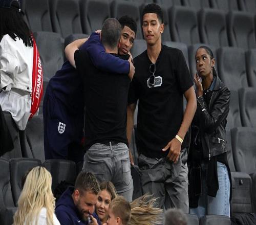 难兄难弟，贝林厄姆兄弟身价双双下跌，哥哥跌2000万弟弟跌500万