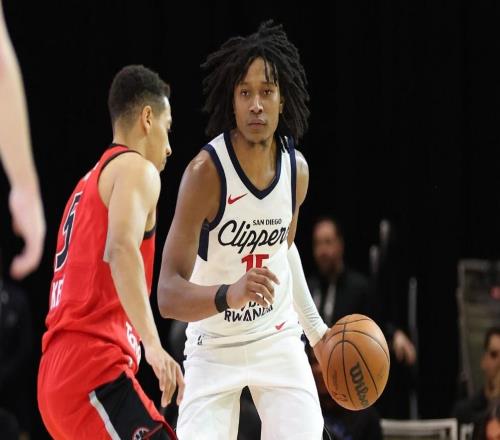 尽力了！昔日火箭首轮秀可能是快船二队唯一一名表现正常的球员