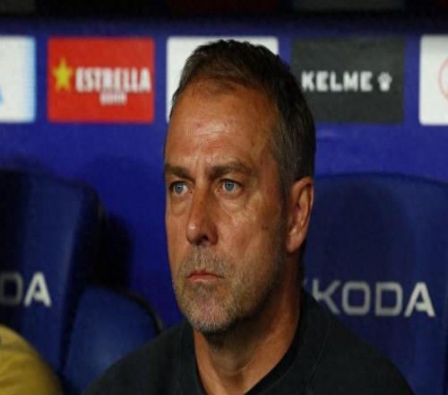 弗利克敦促巴萨冬窗引援，补强中卫成当务之急