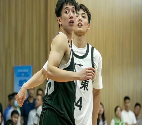 广东1分险胜北京！杨溢狂砍28+6+5，锋线新星轰23+7，杜锋很满意