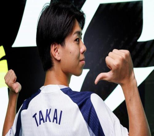 加盟快半年了，高井幸大首次进入热刺替补名单