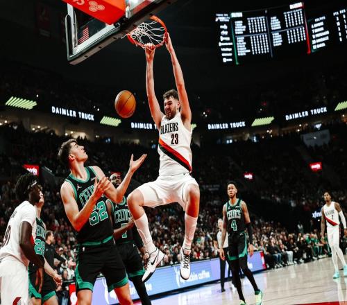 杨瀚森3分4板，开拓者爆冷逆转绿军！布朗37+7创两大NBA第1神迹