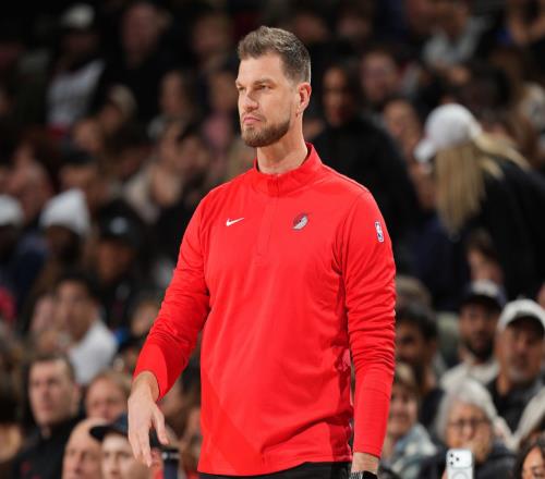 斯普利特：杨瀚森外线投篮+罗威顺下抢板多人缺阵让我们尝试双塔