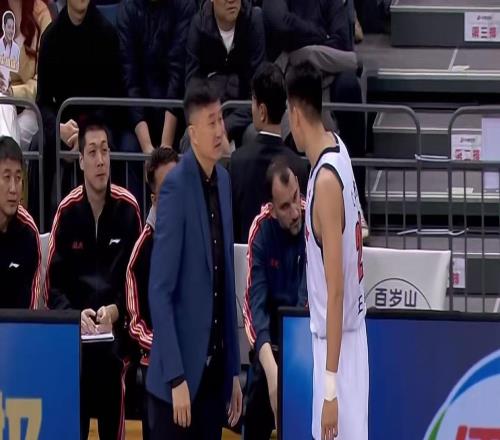 确认到位！广东“真核”将驰援杜锋，打爆北京首钢队没悬念了！