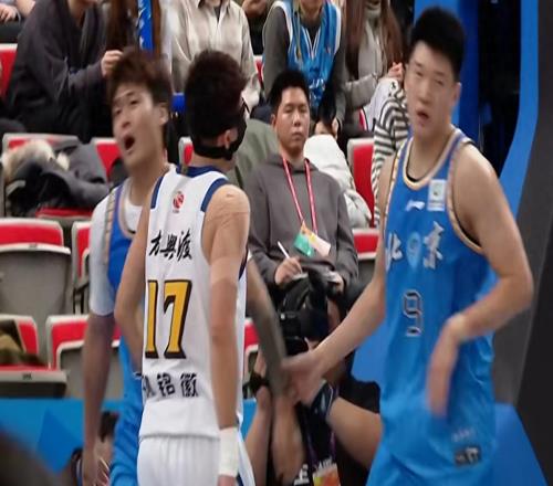 一场9185，给广东队送上大礼，CBA争冠热门首败，让出榜首！