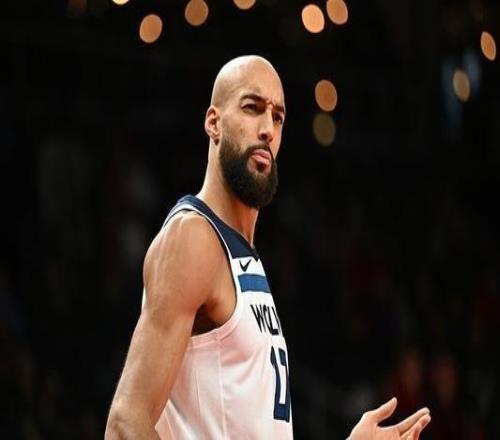 戈贝尔：我们到底在不在乎赢球还是说反正挣着大钱就随意打打