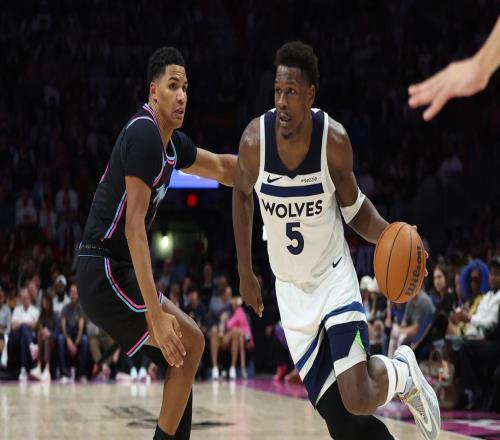 爱德华兹33+3+5创NBA历史第1神迹，森林狼完胜热火！威金斯12中4