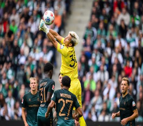 不莱梅德日混血门将巴克豪斯：还未考虑好代表德国还是日本