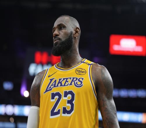 NBA最老30分榜：詹姆斯超越詹姆斯！前11有10个是詹姆斯！