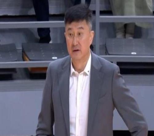 杜锋：输球还是自身问题最后陈家政替换王少杰没有过多考虑