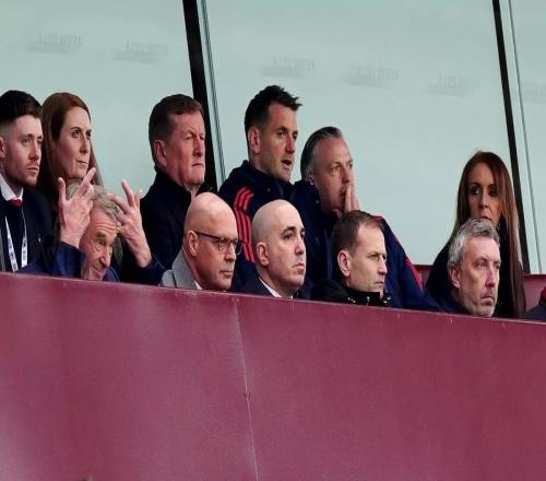 镜报：阿莫林冤成替罪羊，此届曼联管理层昏招频出已来日无多