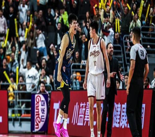 不是奎因！不是萨林杰！广东110105最大功臣，两射手三分5中4