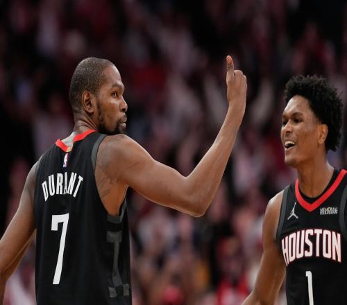 杜兰特在线怼黑粉：我的人脉遍及全球，宅男们只能窝在地下室