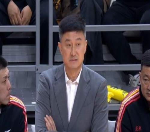 广东吃哑巴亏！篮协承认错了，漏判山西两次违体，但结果不能更改