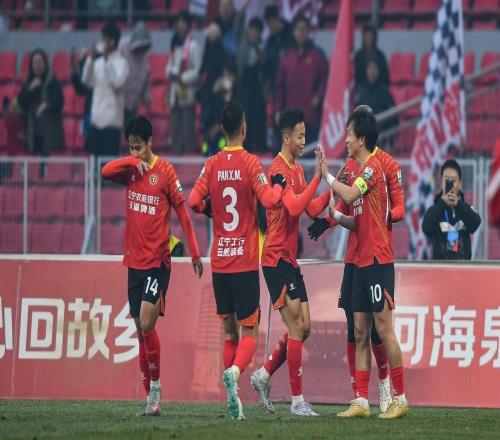 瑞典国脚后还有大鱼！辽宁铁人提高报价，接近签巴甲500万欧飞翼