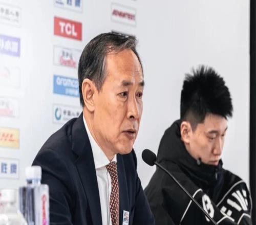 北京最后一攻失误前，2将提醒暂停，许利民无视并做自以为是发言