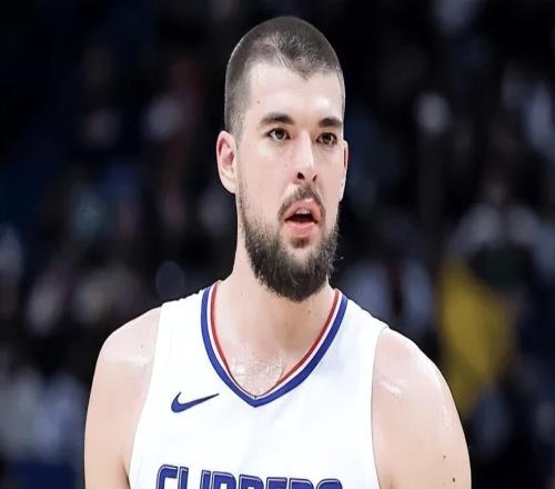 快船9892逆转活塞球员评价：2人满分，4人及格，3人低迷