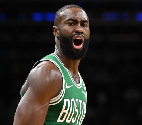 420！28次出手0罚球！布朗炮轰裁判，绿军酝酿大交易