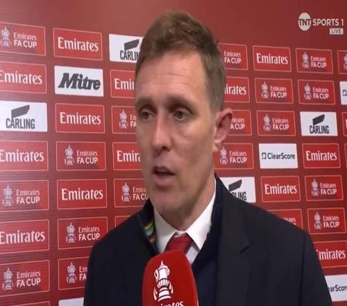 弗莱彻：球员们现在比较脆弱，下一任主帅要建立信心