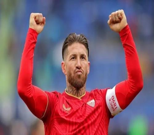 六台：拉莫斯抵达塞维利亚，将与股东商讨收购俱乐部事宜