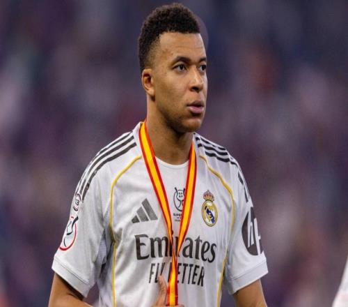 姆巴佩加盟后皇马已丢7冠！金球奖遥遥无期，巴萨国内赛事夺4冠