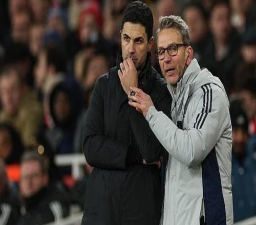 都有些心急，赖斯疑似在中场休息时和阿森纳助教发生激烈争吵