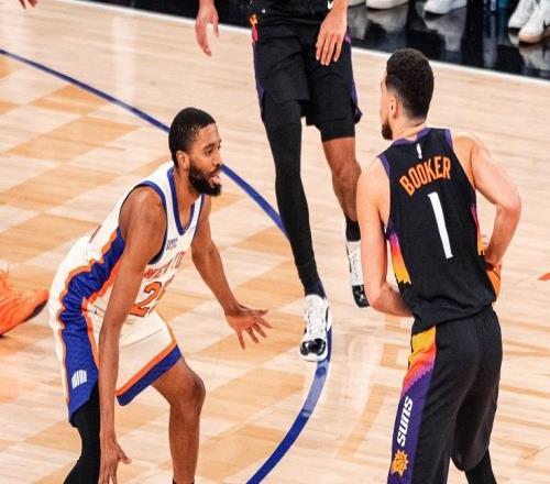 布伦森缺阵唐斯空砍两双，布克27+4+4，太阳客场逆转双杀尼克斯