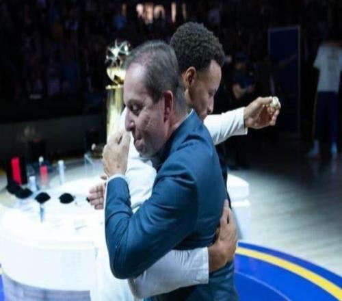 勇士为库里而战的最后机会拉科布会放下执念吗