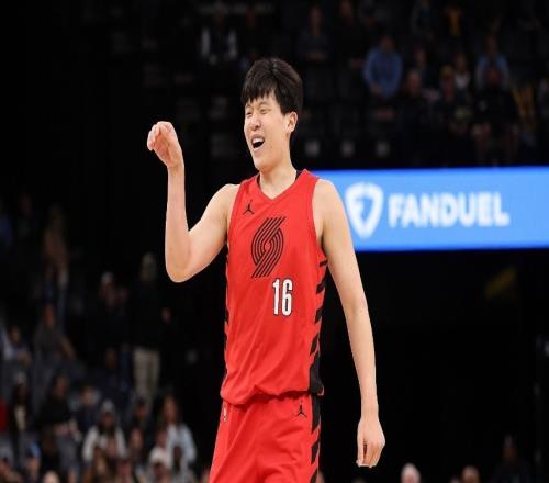 杨瀚森2+1+1开拓者三杀国王阿夫迪亚复出30+8+8威少23+7