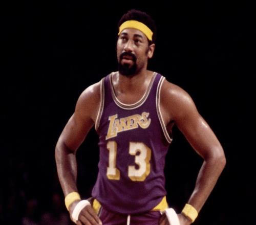 又10投10中！抱歉张伯伦：你保持53年的纪录要不保了