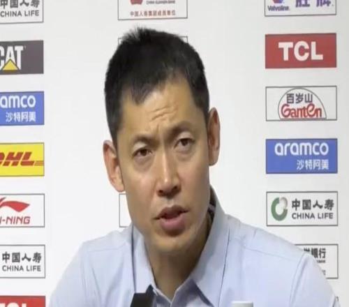 张庆鹏：球队需要更多老将站出来，不要在困难的时候摇头放弃