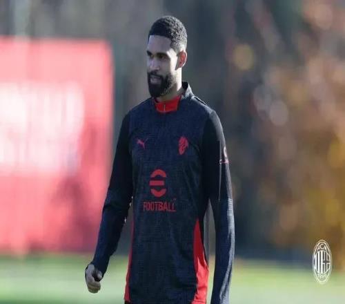 隆戈丨维拉有意，米兰目前不考虑租借交易