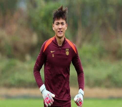 2000万！中国U23最贵球员浮现，决赛前迎利好，三家中超球队争夺