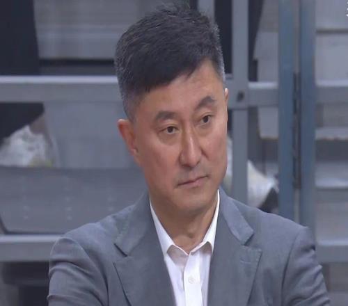 广东男篮9分完胜，胡明轩决胜时刻建功，萨姆纳39分谷泽浴23+12