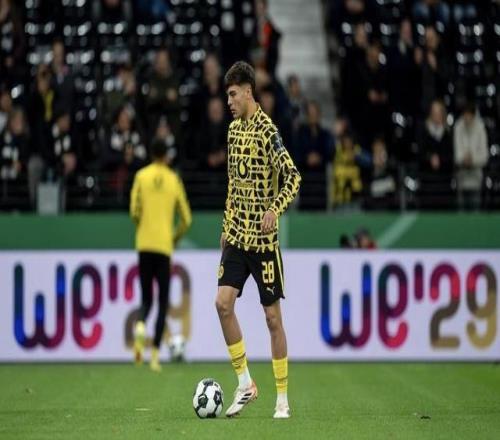 天空：切尔西已经告知多特，将召回中卫安塞尔米诺