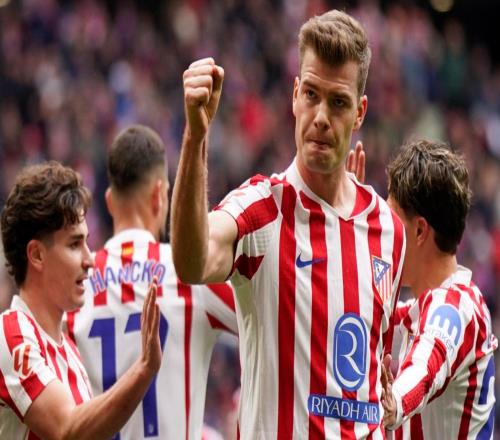 30！马竞主场横扫，落后皇马7分，30岁锋霸爆发：3轮轰3球