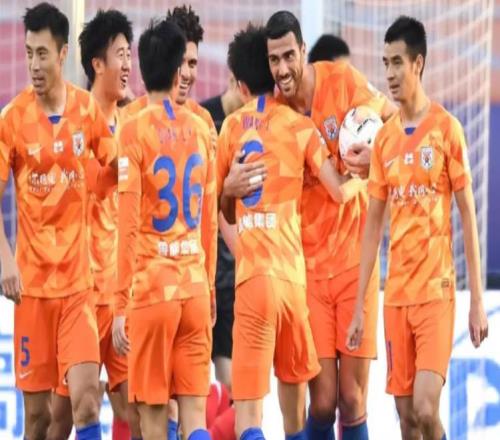 津门虎前场又迎来一条新大鱼，曾跟吴兴涵齐名，多次入选国足