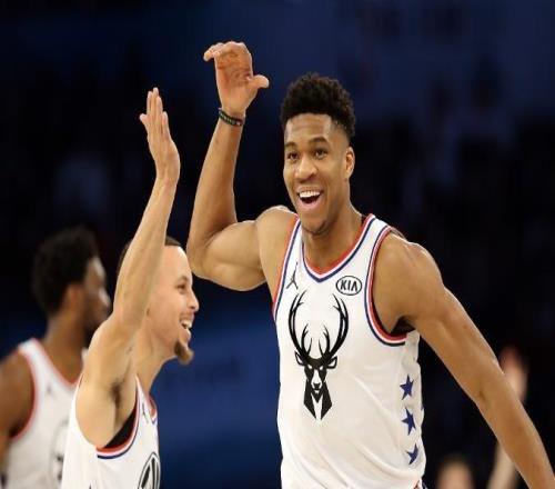 追梦回旋镖再伤库里！勇士筹码打动雄鹿，两原因让字母哥拒绝金州