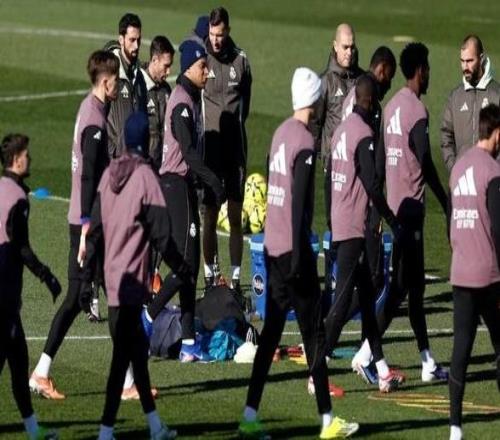 龙赛罗：皇马需要汗水而非假期，应以更高强度备战本菲卡