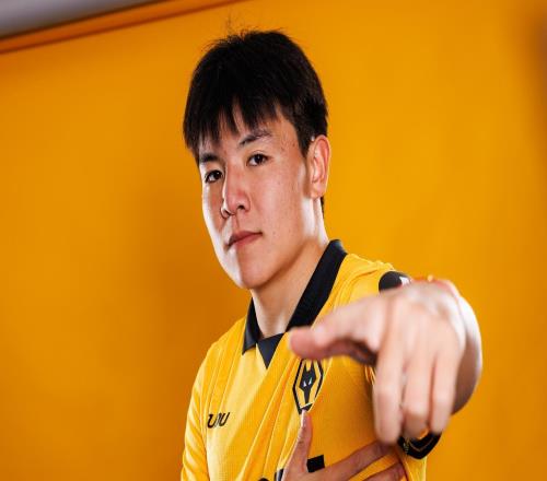 博主：英职业转会窗已关闭，若徐彬仍是自由身则还有转会机会